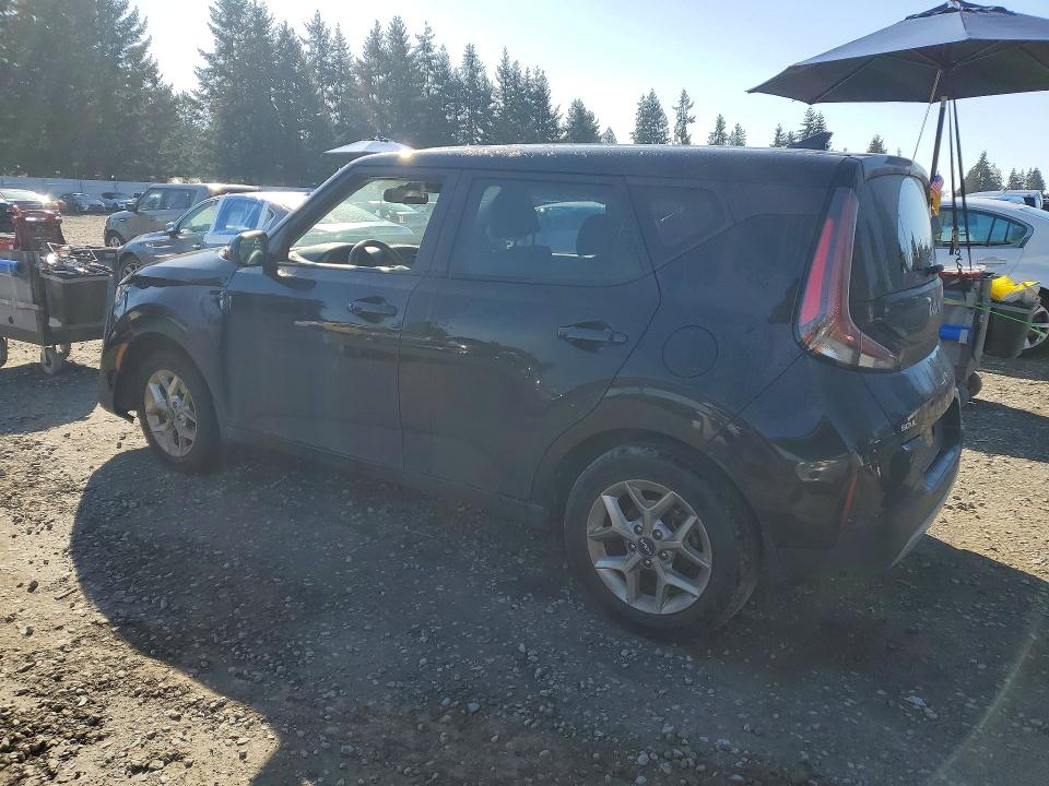 47841496 :رقم المزاد ، KNDJ23AU6P7890572 vin ، 2023 Kia Soul مزاد بيع
