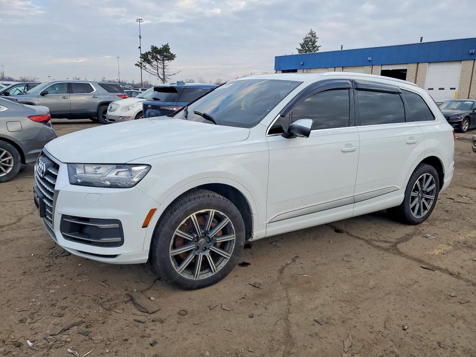46557976 :رقم المزاد ، WA1LAAF73HD028197 vin ، 2017 Audi Q7 مزاد بيع