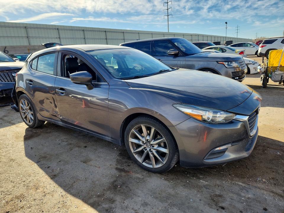Продаж на аукціоні авто 2018 Mazda 3, vin: 3MZBN1L34JM240265, номер лоту: 79682985