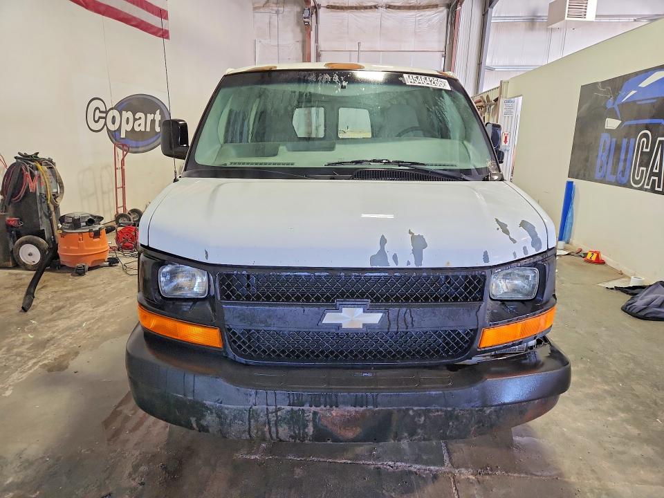 Продажа на аукционе авто 2003 Chevrolet Express G2500, vin: 1GCFG29T831160818, номер лота: 45464266