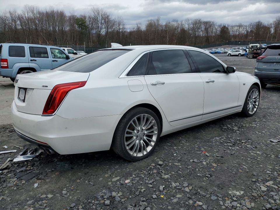 2016 Cadillac Ct6 მანქანა იყიდება აუქციონზე, vin: 1G6KF5RS2GU156698, აუქციონის ნომერი: 45662846