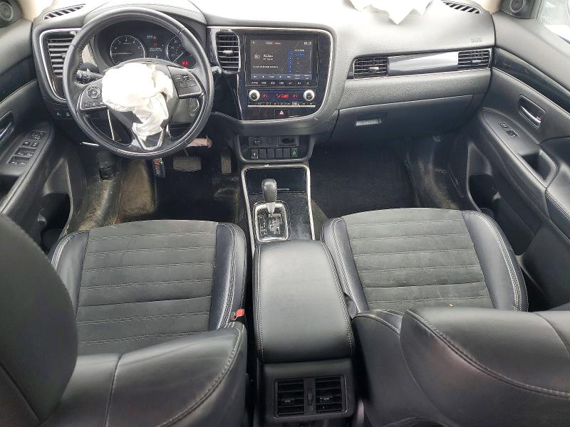 46516566 :رقم المزاد ، JA4AZ3A35LZ006097 vin ، 2020 Mitsubishi Outlander مزاد بيع