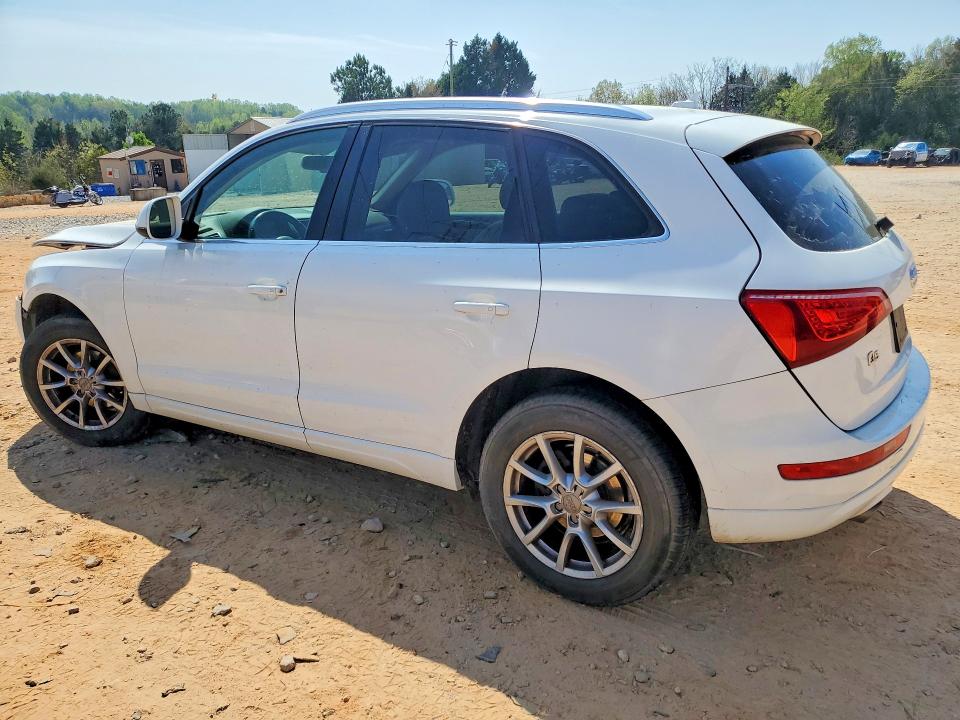2010 Audi Q5 მანქანა იყიდება აუქციონზე, vin: WA1LKAFP1AA022581, აუქციონის ნომერი: 47931526