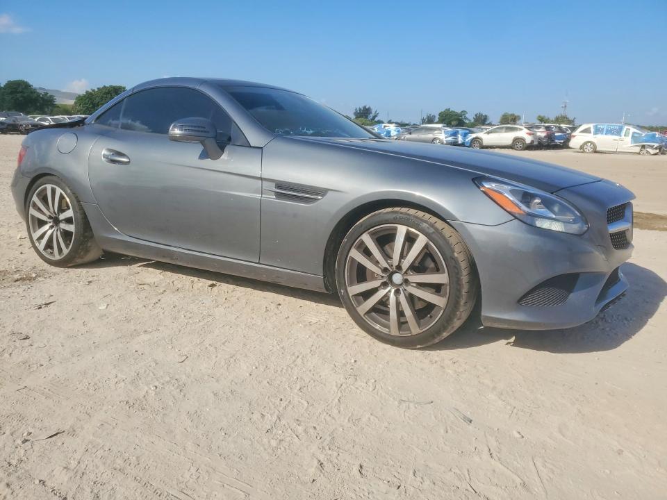 Aukcja sprzedaży 2017 Mercedes-benz Slc, vin: WDDPK3JA6HF128405, numer aukcji: 47439176