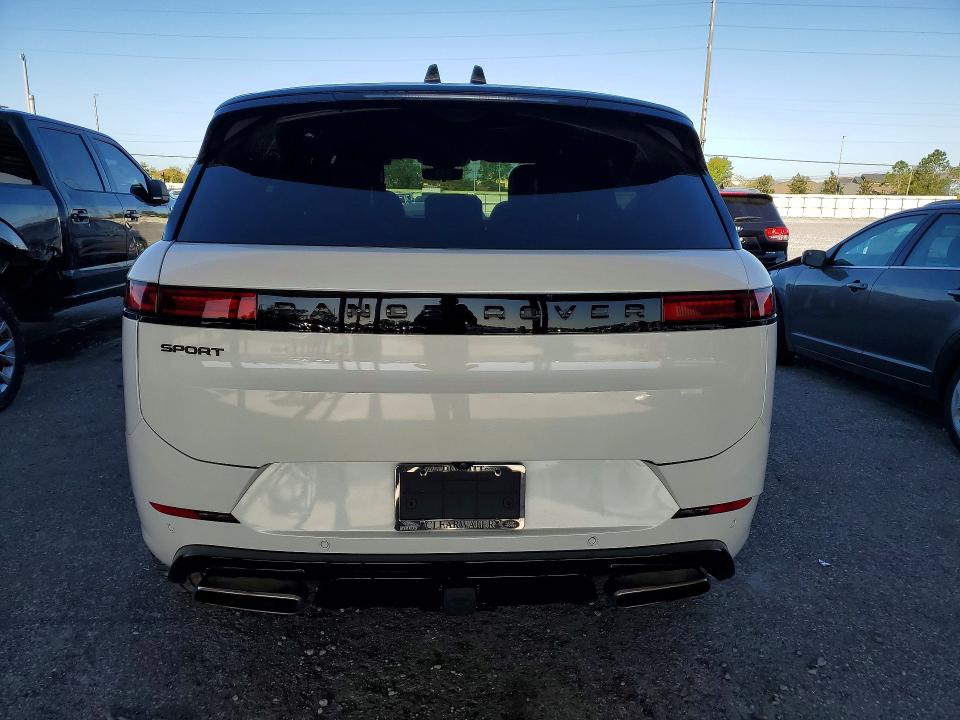 2024 Land Rover Range Rover Sport მანქანა იყიდება აუქციონზე, vin: SAL1L9FU2RA178650, აუქციონის ნომერი: 46884326