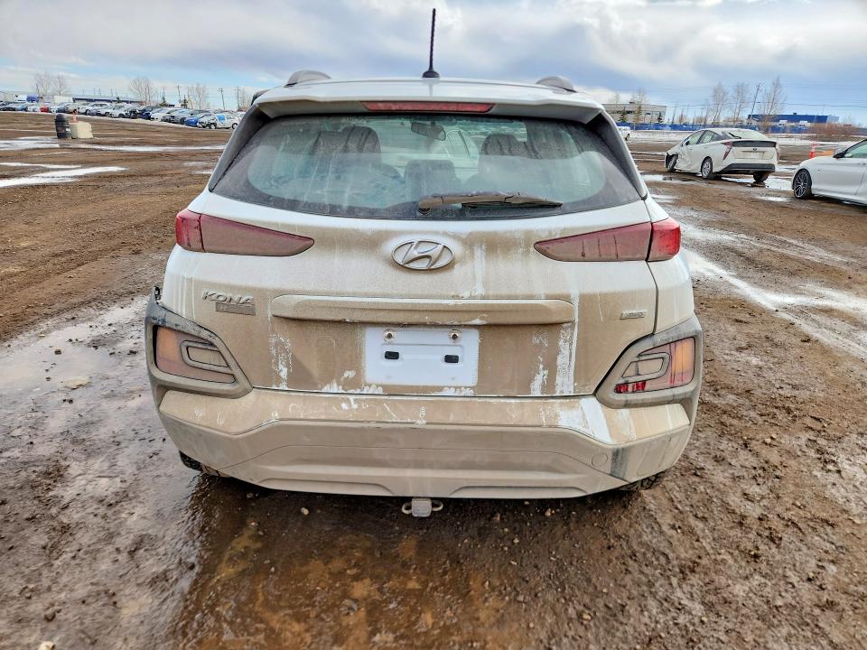 79130645 :رقم المزاد ، KM8K2CAA2JU083805 vin ، 2018 Hyundai Kona مزاد بيع