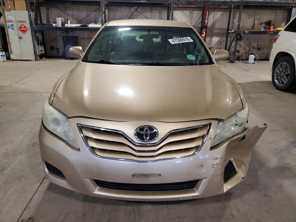 2011 Toyota Camry მანქანა იყიდება აუქციონზე, vin: 4T1BF3EK2BU703402, აუქციონის ნომერი: 47500916