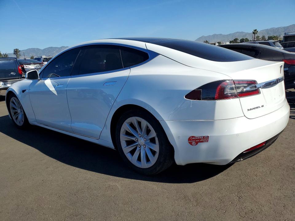 46408196 :رقم المزاد ، 5YJSA1E29GF169371 vin ، 2016 Tesla Model S مزاد بيع