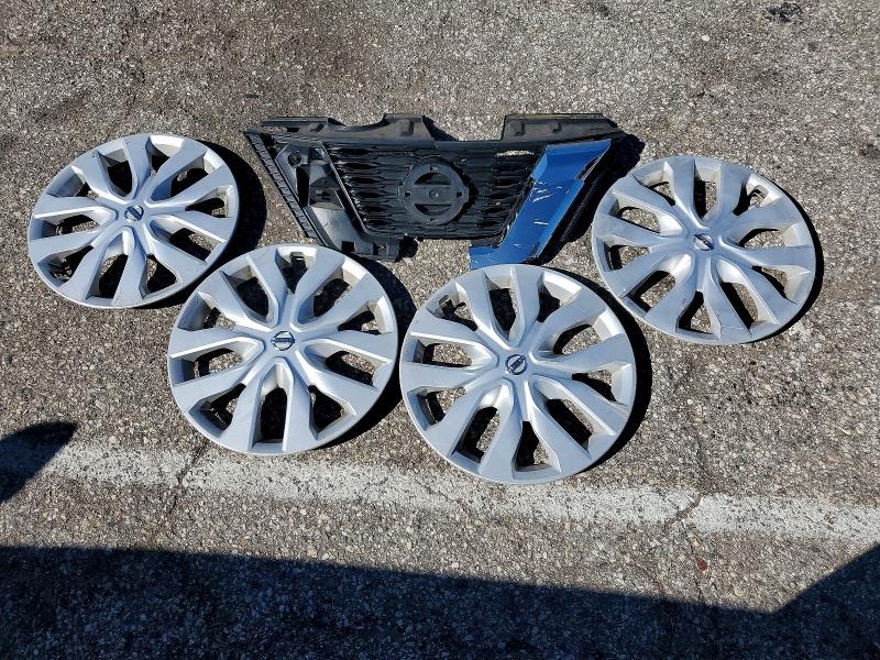 2017 Nissan Rogue მანქანა იყიდება აუქციონზე, vin: 5N1AT2MN6HC783229, აუქციონის ნომერი: 47564436