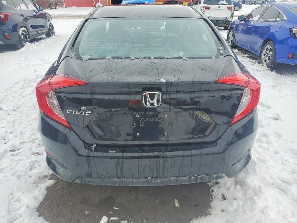 45445766 :رقم المزاد ، 2HGFC2F51JH040957 vin ، 2018 Honda Civic مزاد بيع