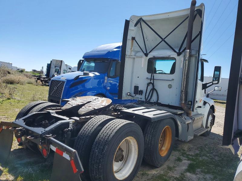 Продажа на аукционе авто 2017 Peterbilt 579, vin: 1XPBD49X9HD430858, номер лота: 77522245