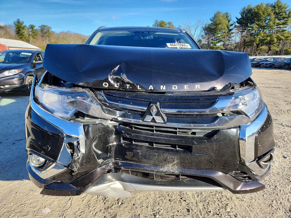 Продаж на аукціоні авто 2018 Mitsubishi Outlander, vin: JA4J24A52JZ059784, номер лоту: 46415566