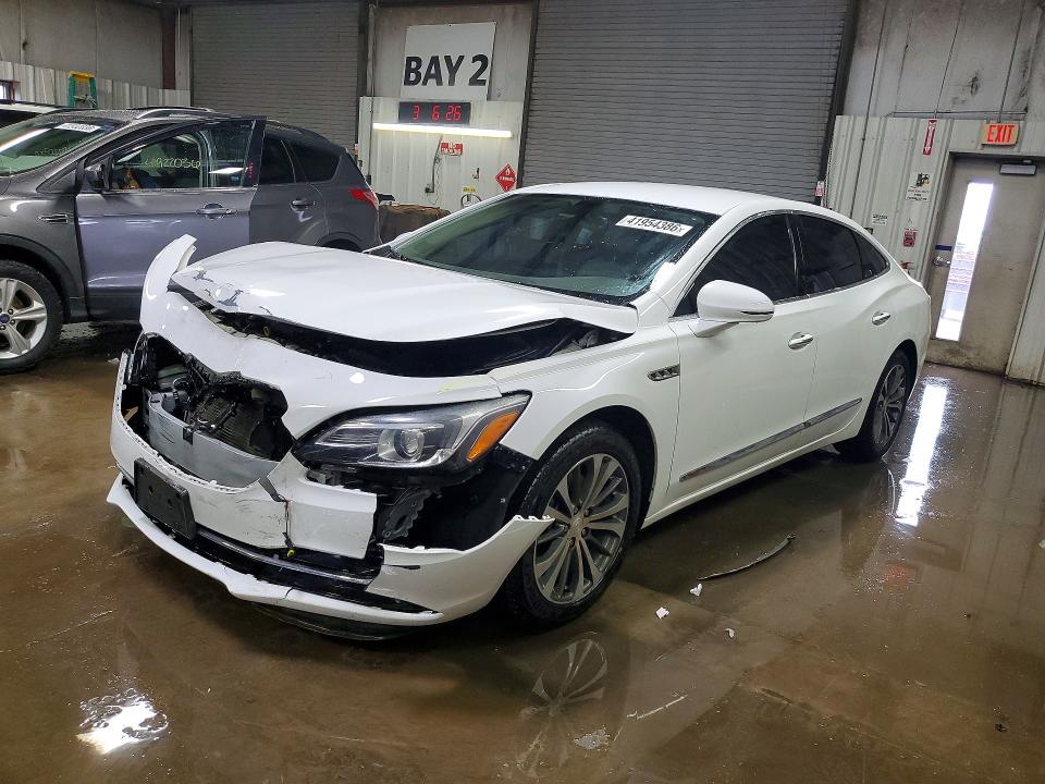 41954386 :رقم المزاد ، 1G4ZN5SS3HU184547 vin ، 2017 Buick Lacrosse مزاد بيع