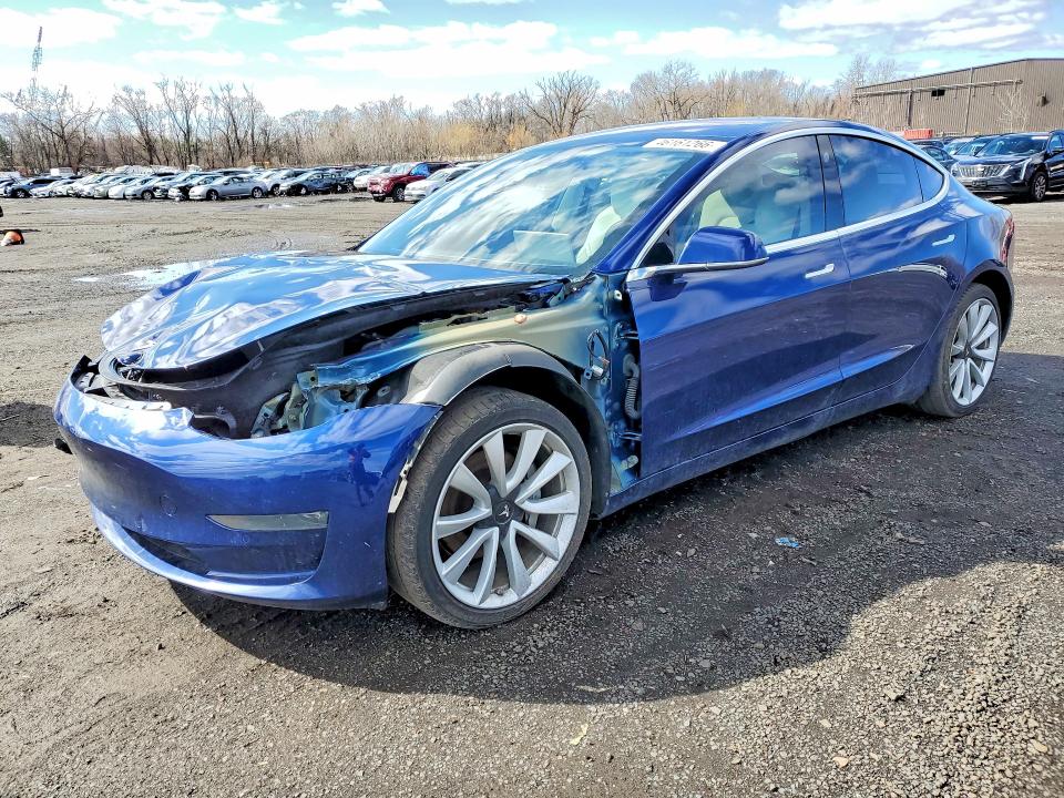Auction sale of the 2018 Tesla Model 3, vin: 5YJ3E1EB8JF147670, lot number: 46161266