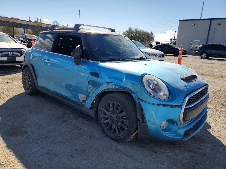 Продаж на аукціоні авто 2017 Mini Cooper, vin: WMWXP7C55H2A45087, номер лоту: 41753096