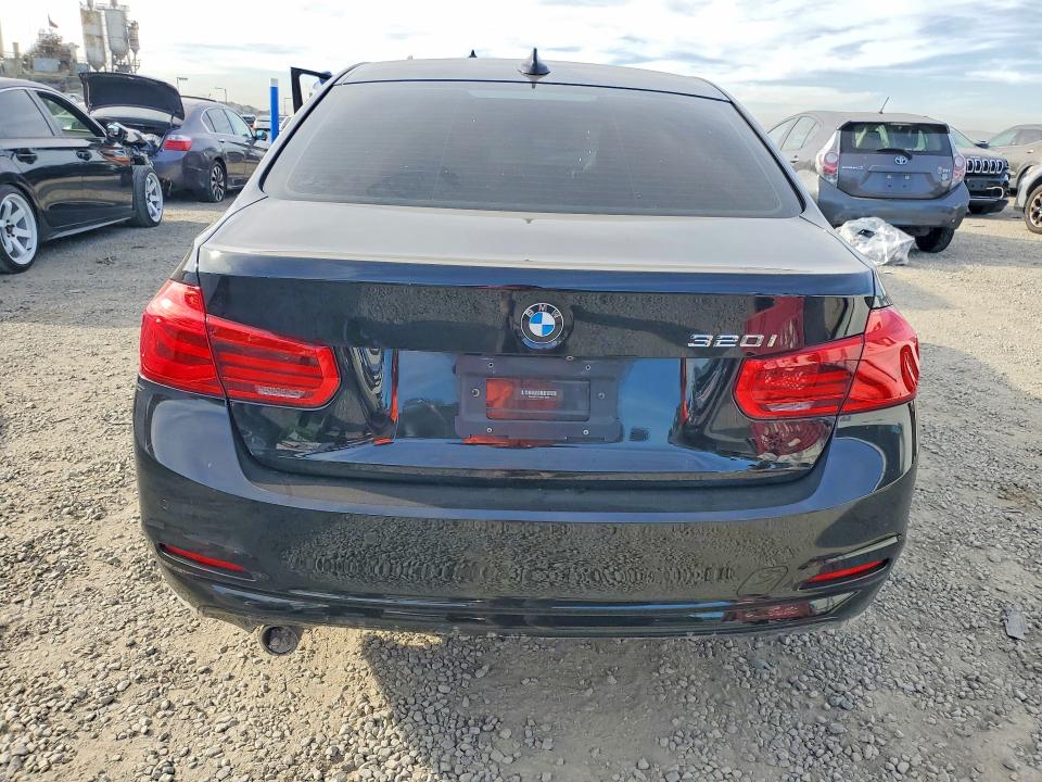 Aukcja sprzedaży 2018 Bmw 320, vin: WBA8A9C54JAH13006, numer aukcji: 46232066