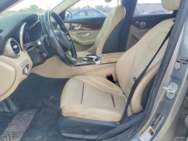 47685706 :رقم المزاد ، 55SWF4JBXFU050459 vin ، 2015 Mercedes-benz C مزاد بيع