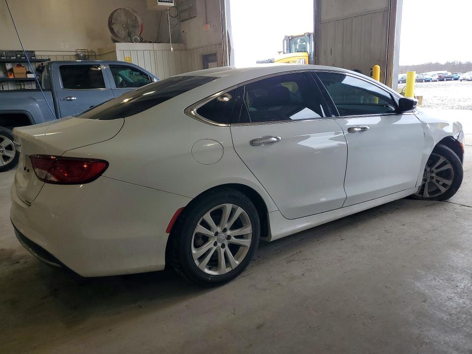 41794486 :رقم المزاد ، 1C3CCCAB2GN112922 vin ، 2016 Chrysler 200 مزاد بيع