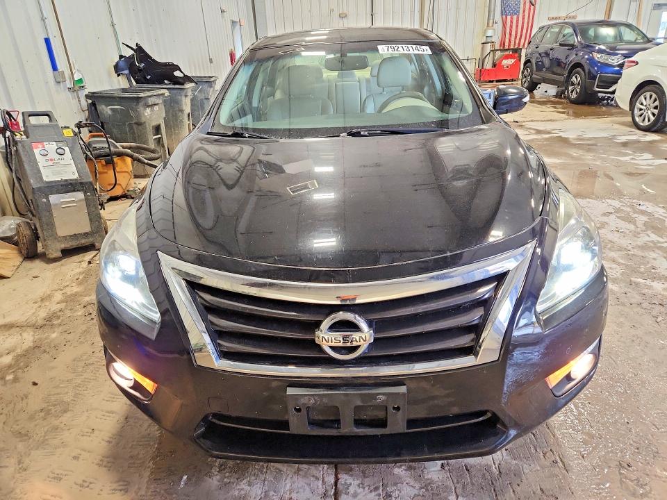 Продажа на аукционе авто 2015 Nissan Altima, vin: 1N4BL3AP6FC473184, номер лота: 79213145