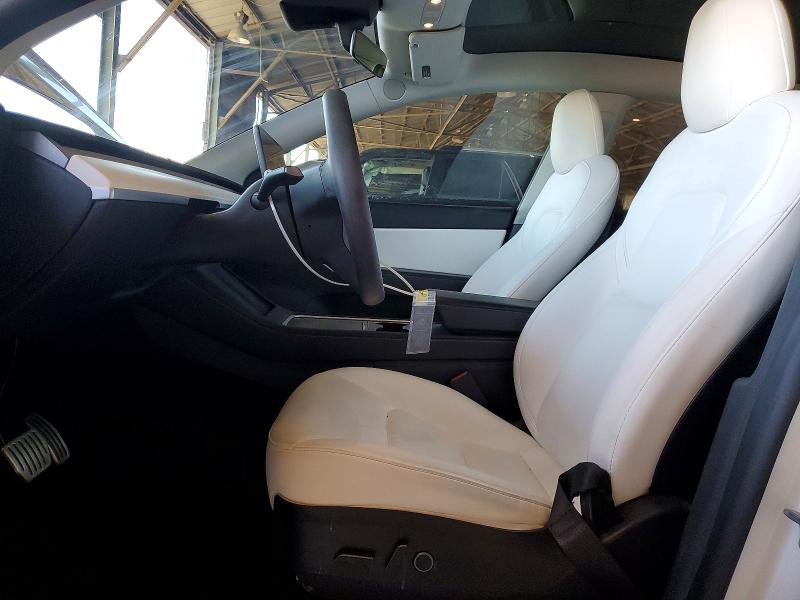 47652176 :رقم المزاد ، 7SAYGDEF1NF494450 vin ، 2022 Tesla Model Y مزاد بيع