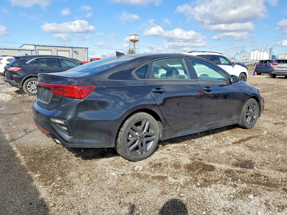 46397656 :رقم المزاد ، 3KPF34AD8ME316947 vin ، 2021 Kia Forte مزاد بيع