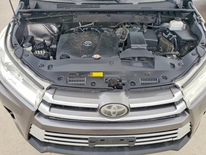 2019 Toyota Highlander მანქანა იყიდება აუქციონზე, vin: 5TDZZRFH2KS298517, აუქციონის ნომერი: 42045526