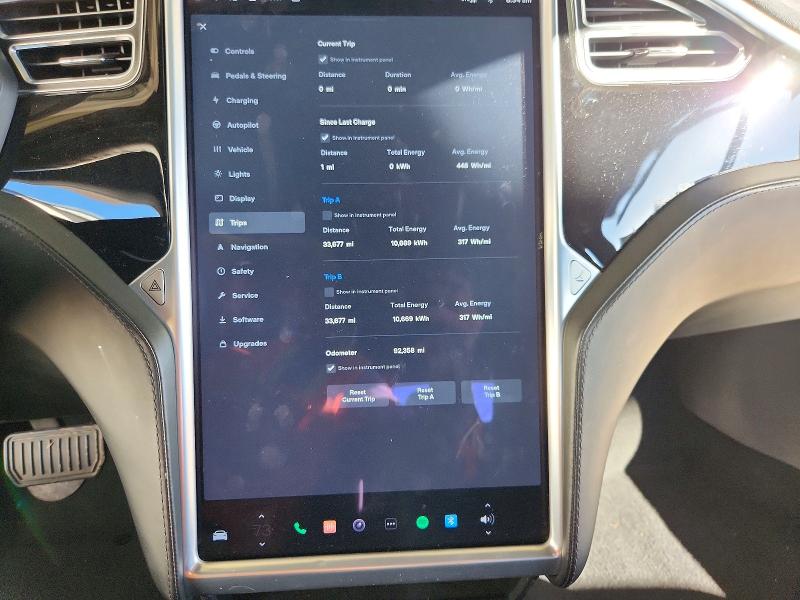 2015 Tesla Model S მანქანა იყიდება აუქციონზე, vin: 5YJSA1H25FF086482, აუქციონის ნომერი: 45603256