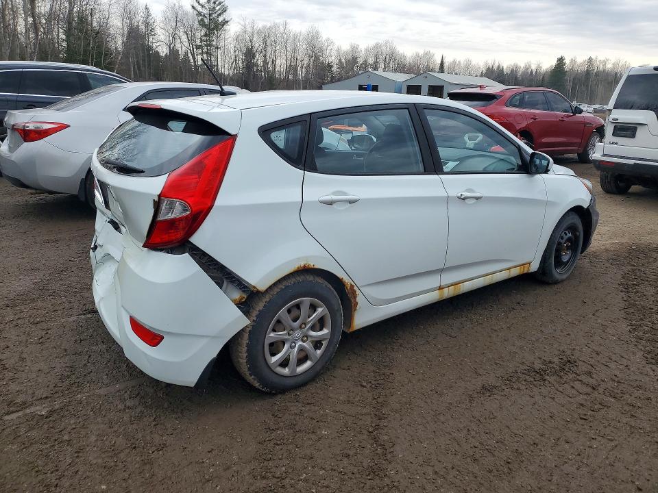 2014 Hyundai Accent მანქანა იყიდება აუქციონზე, vin: KMHCT5AE1EU170617, აუქციონის ნომერი: 47002986