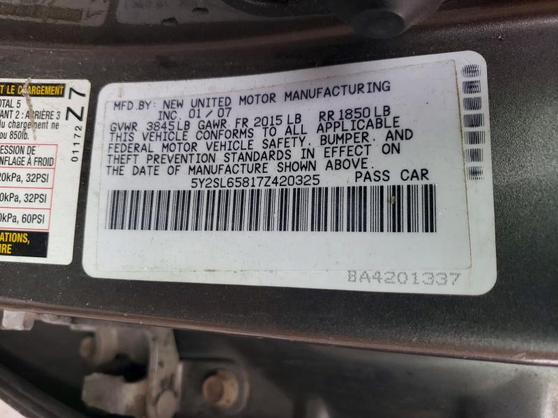 2007 Pontiac Vibe მანქანა იყიდება აუქციონზე, vin: 5Y2SL65817Z420325, აუქციონის ნომერი: 46015656
