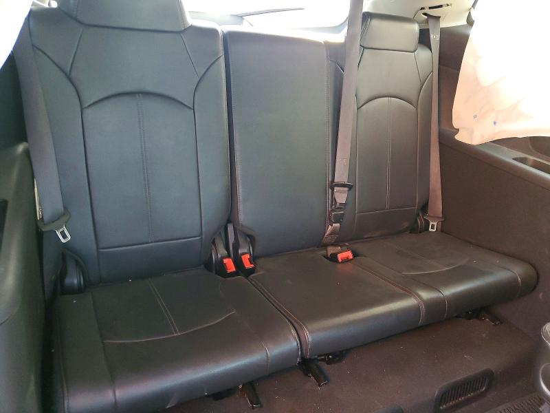 45521436 :رقم المزاد ، 1GNKRHKD4FJ124134 vin ، 2015 Chevrolet Traverse مزاد بيع