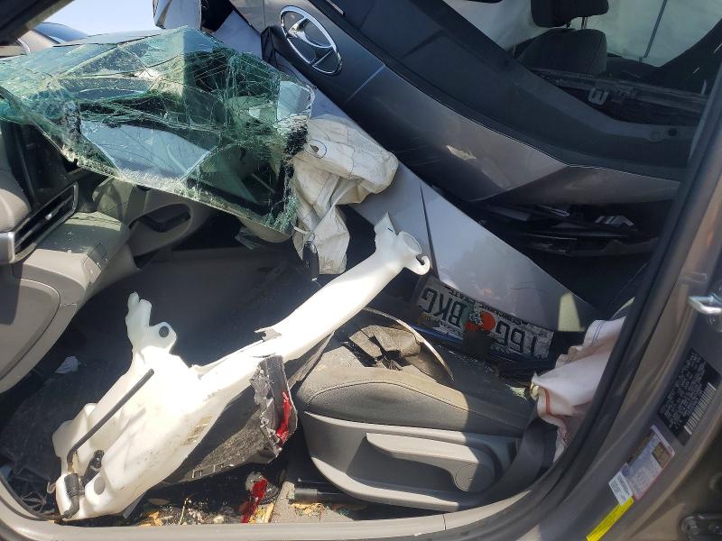 46297606 :رقم المزاد ، KMHLM4AG7NU238864 vin ، 2022 Hyundai Elantra مزاد بيع