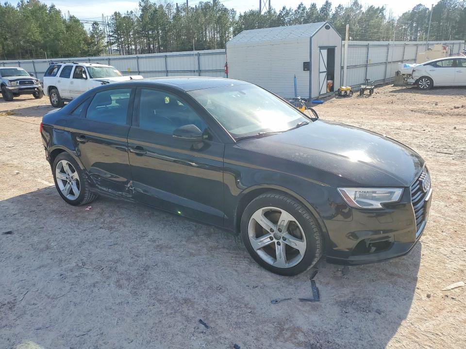 Продажа на аукционе авто 2018 Audi A3, vin: WAUAUHFF7J1054603, номер лота: 46735326