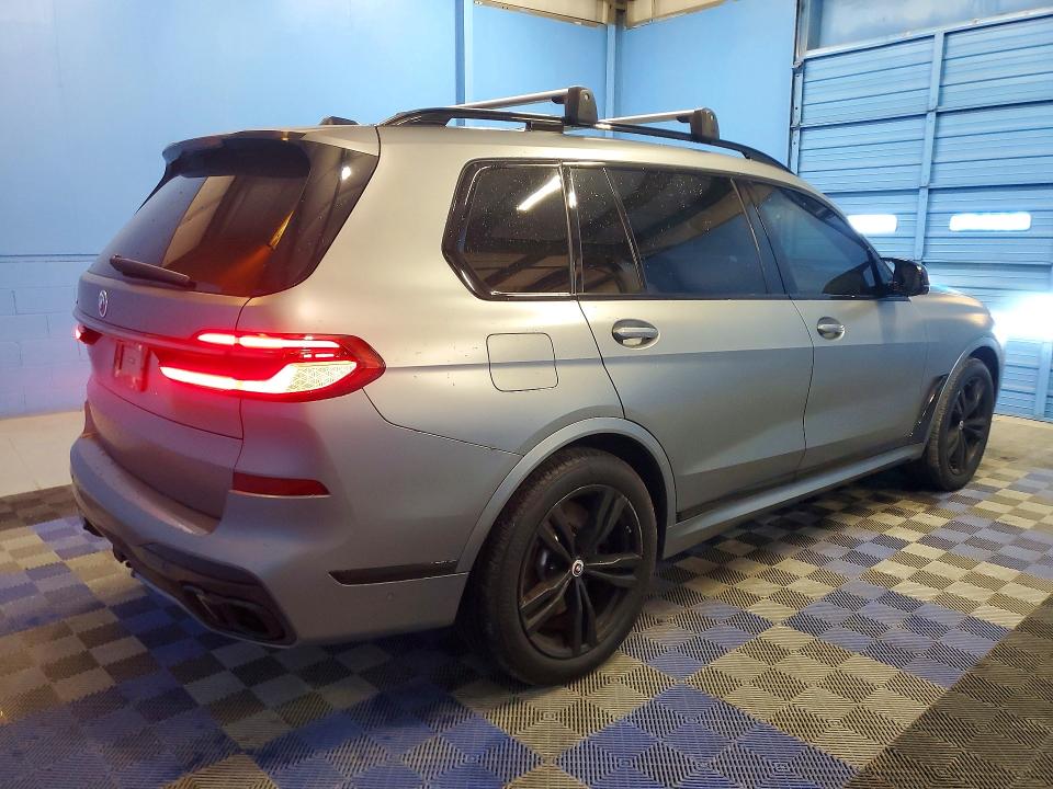 41872956 :رقم المزاد ، 5UX33EM09R9T70057 vin ، 2024 Bmw X7 مزاد بيع