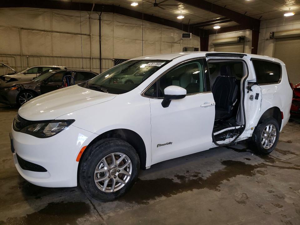 2022 Chrysler Voyager მანქანა იყიდება აუქციონზე, vin: 2C4RC1CG8NR212333, აუქციონის ნომერი: 47617806