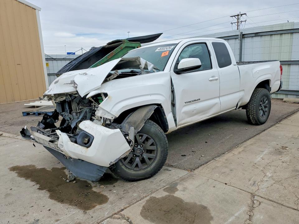Продажа на аукционе авто 2016 Toyota Tacoma, vin: 5TFSZ5AN0GX029635, номер лота: 46552426