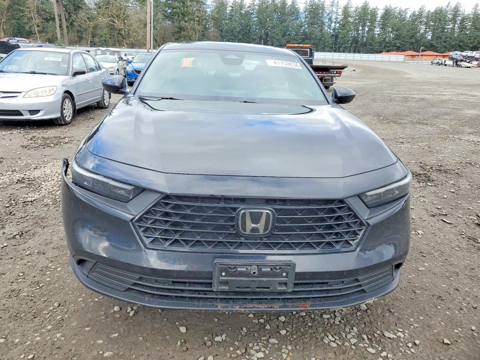 41759036 :رقم المزاد ، 1HGCY2F54RA021155 vin ، 2024 Honda Accord مزاد بيع