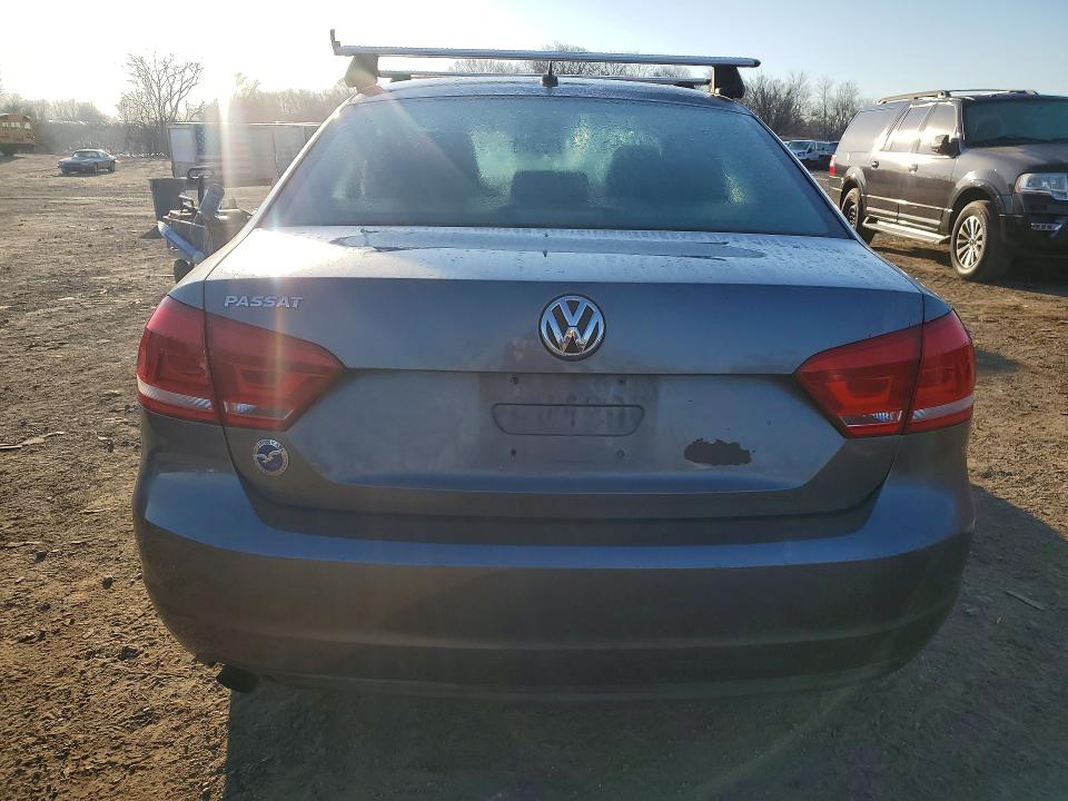 46758786 :رقم المزاد ، 1VWAP7A37EC014109 vin ، 2014 Volkswagen Passat مزاد بيع