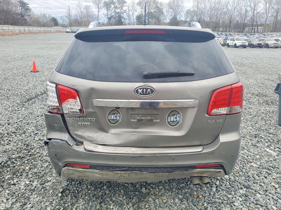 46082826 :رقم المزاد ، 5XYKWDA2XDG335362 vin ، 2013 Kia Sorento مزاد بيع