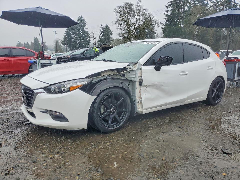 2018 Mazda 3 მანქანა იყიდება აუქციონზე, vin: 3MZBN1K76JM199528, აუქციონის ნომერი: 47204176
