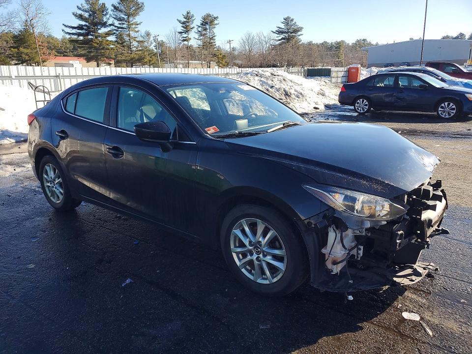 41710856 :رقم المزاد ، 3MZBM1V72FM168704 vin ، 2015 Mazda 3 مزاد بيع