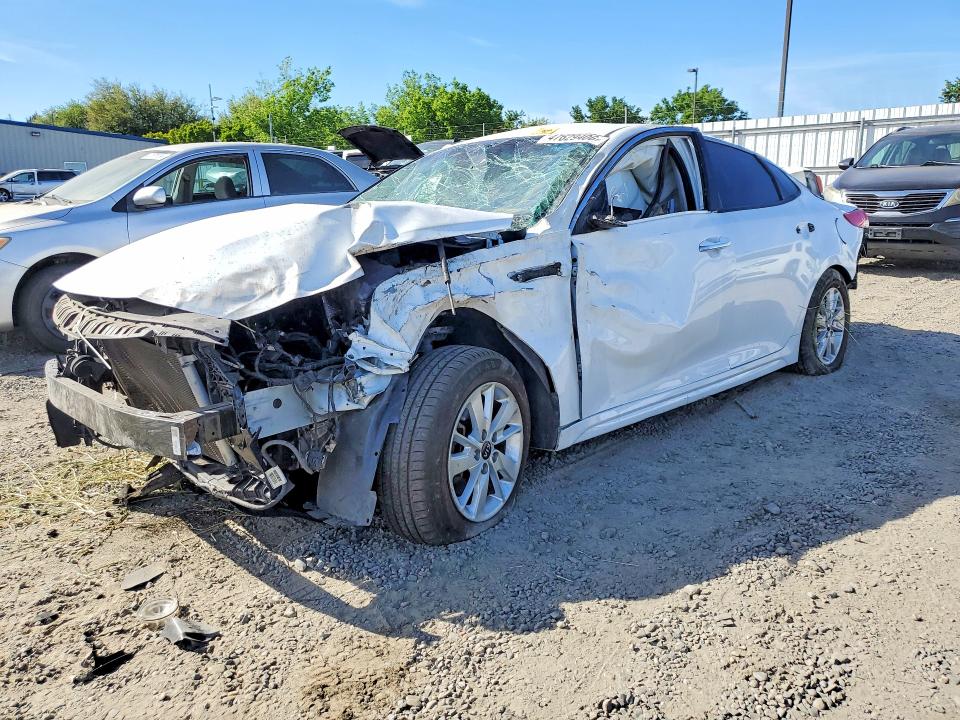 2016 Kia Optima მანქანა იყიდება აუქციონზე, vin: 5XXGT4L37GG026154, აუქციონის ნომერი: 47629406