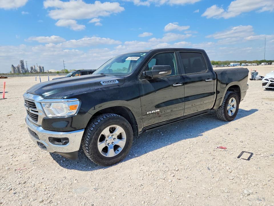 47450586 :رقم المزاد ، 1C6SRFFT6KN668997 vin ، 2019 Ram 1500 مزاد بيع