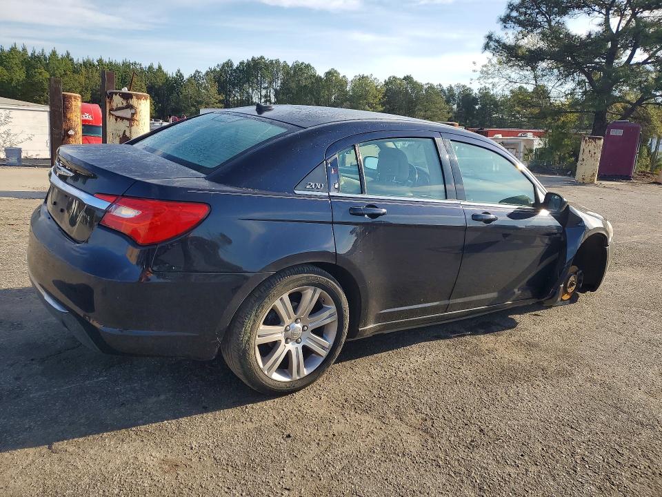 Продаж на аукціоні авто 2012 Chrysler 200, vin: 1C3CCBBBXCN131088, номер лоту: 46717026