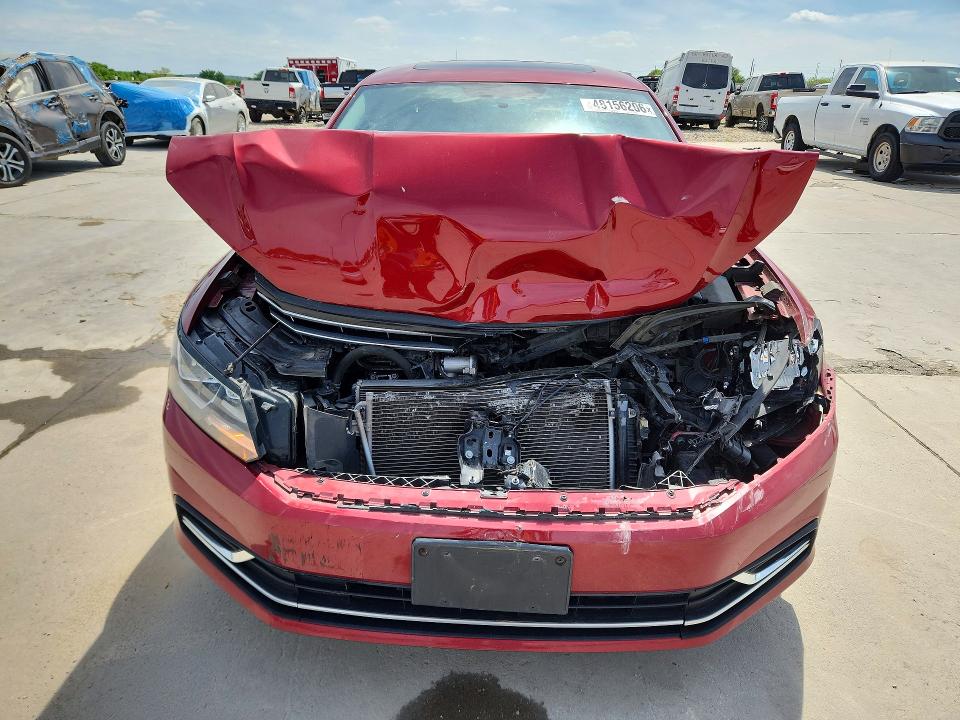 2017 Volkswagen Passat მანქანა იყიდება აუქციონზე, vin: 1VWBT7A31HC073645, აუქციონის ნომერი: 48156206