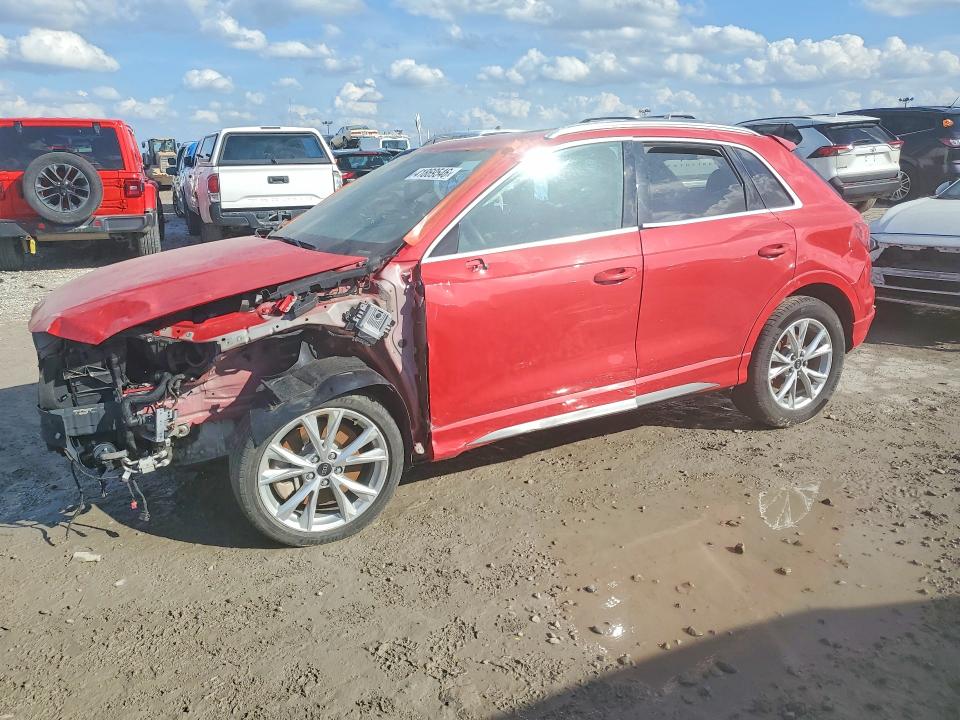 2024 Audi Q3 მანქანა იყიდება აუქციონზე, vin: WA1DECF38R1049860, აუქციონის ნომერი: 41869546