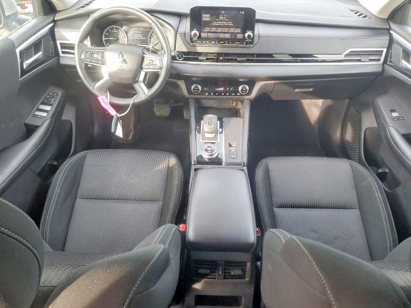 46035746 :رقم المزاد ، JA4J4TA84NZ027861 vin ، 2022 Mitsubishi Outlander مزاد بيع
