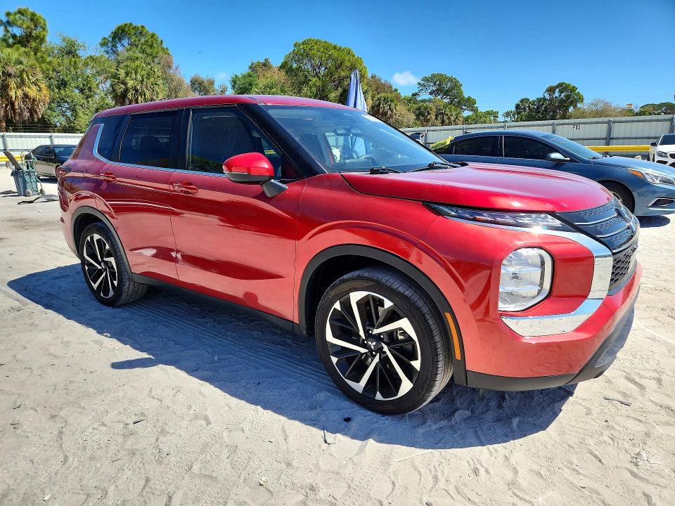 Продаж на аукціоні авто 2022 Mitsubishi Outlander, vin: JA4J3TA87NZ023774, номер лоту: 45628906