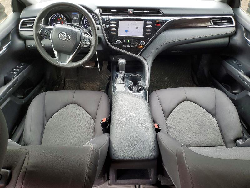 46317856 :رقم المزاد ، 4T1B11HK0JU507374 vin ، 2018 Toyota Camry مزاد بيع