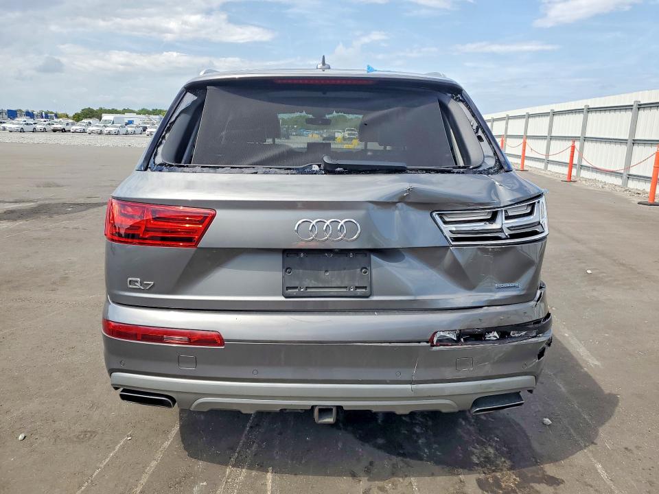48237126 :رقم المزاد ، WA1LHAF73JD013409 vin ، 2018 Audi Q7 مزاد بيع