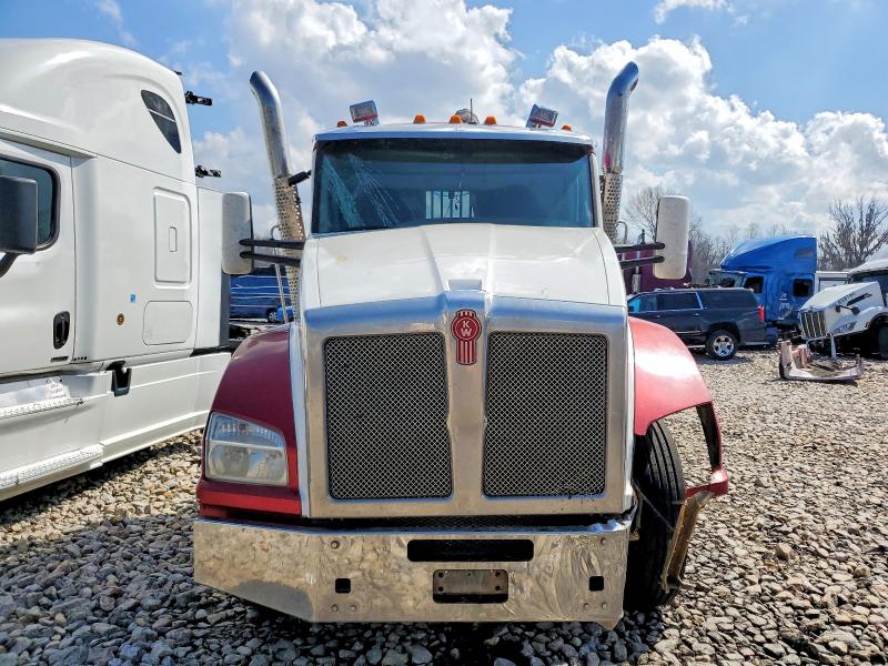 Продажа на аукционе авто 2016 Kenworth T880, vin: 1XKZD40X1GH483460, номер лота: 79003345